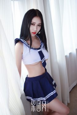 射90黑脚丝女